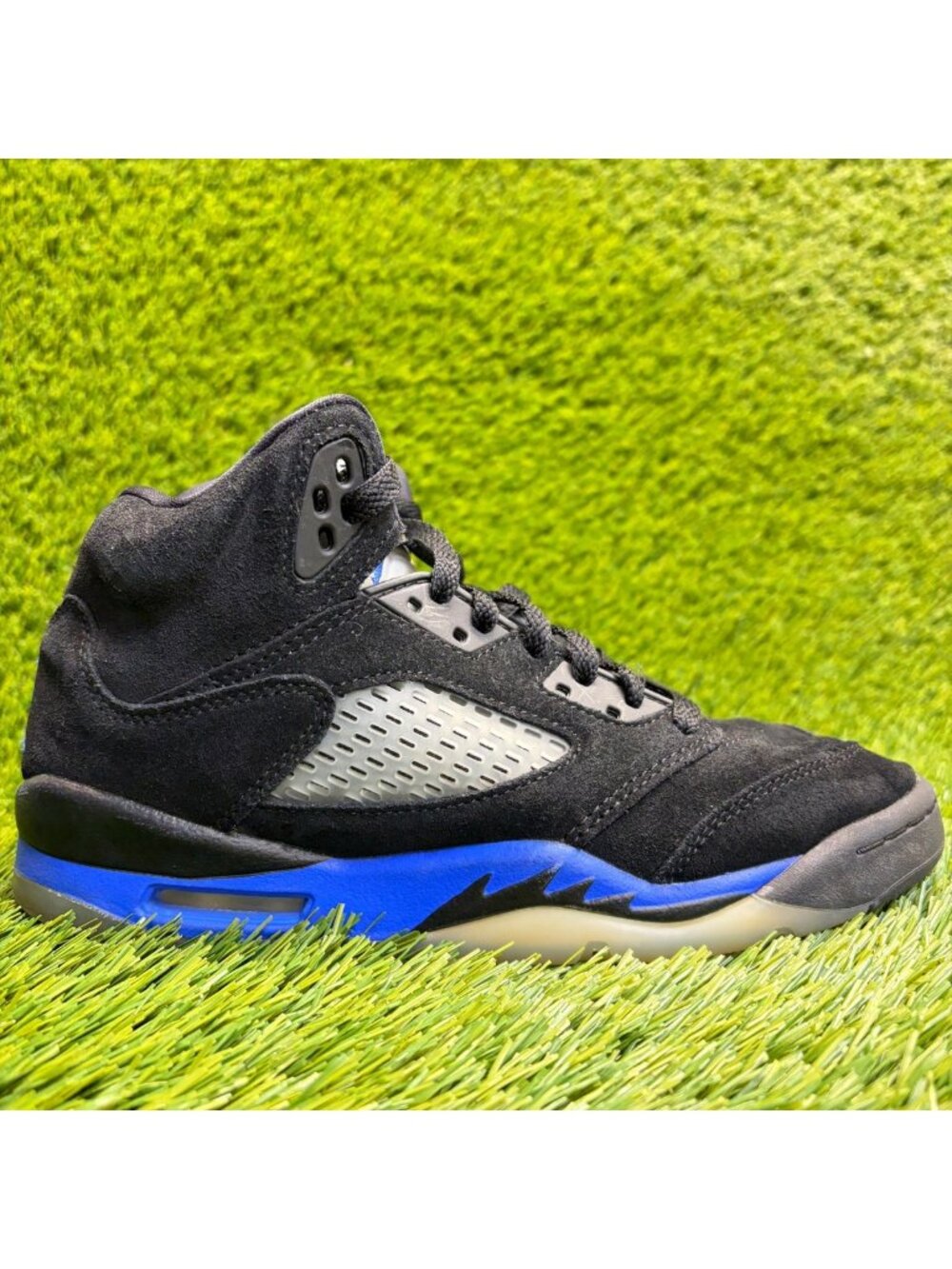 Nike Air Jordan 5 Retro Boys Size 5.5Y Black Blue Basketball Shoes Sneakers